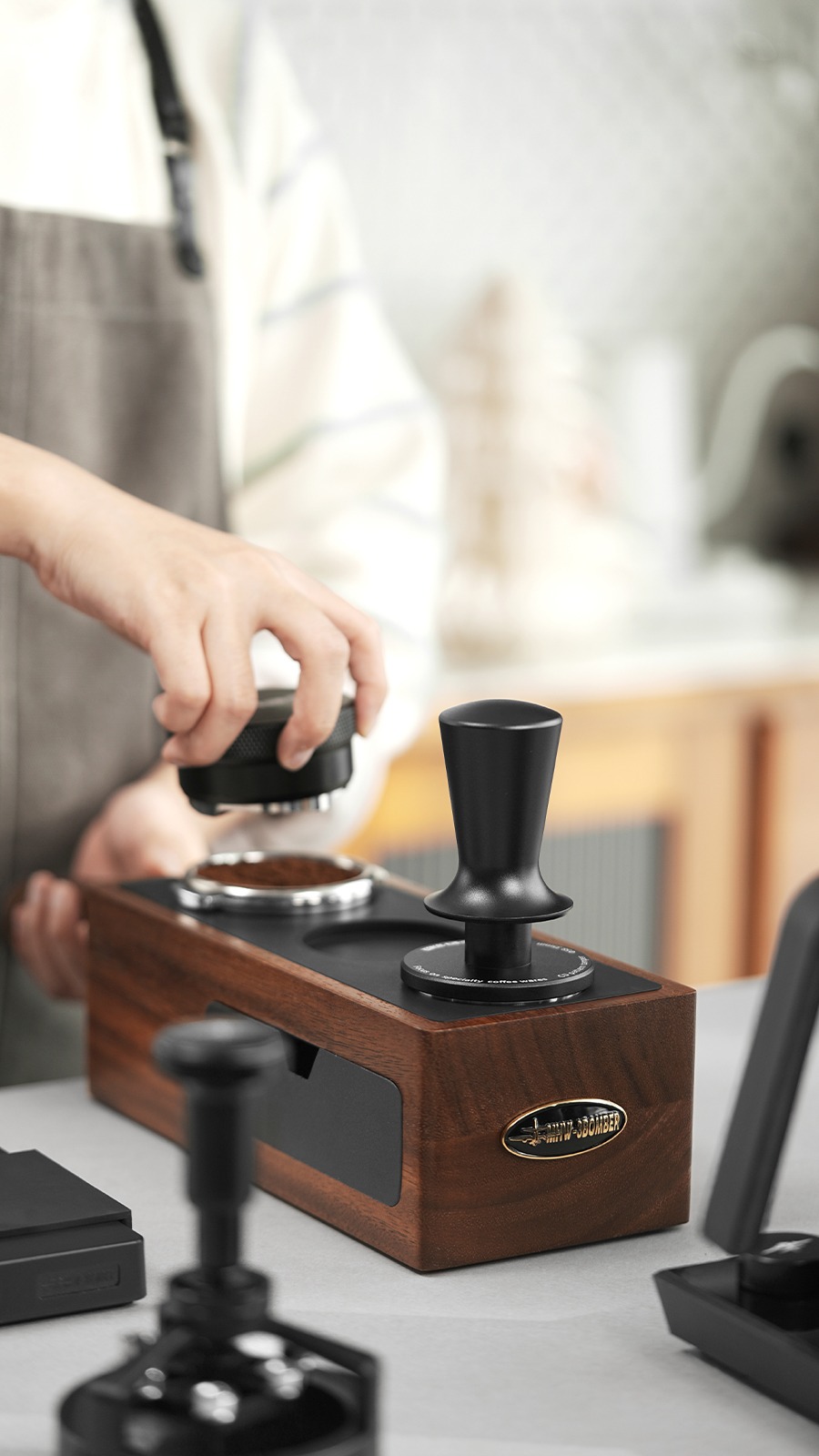 Dụng Cụ Nén CD Tamper MHW-3BOMBER Đế Rãnh Tròn